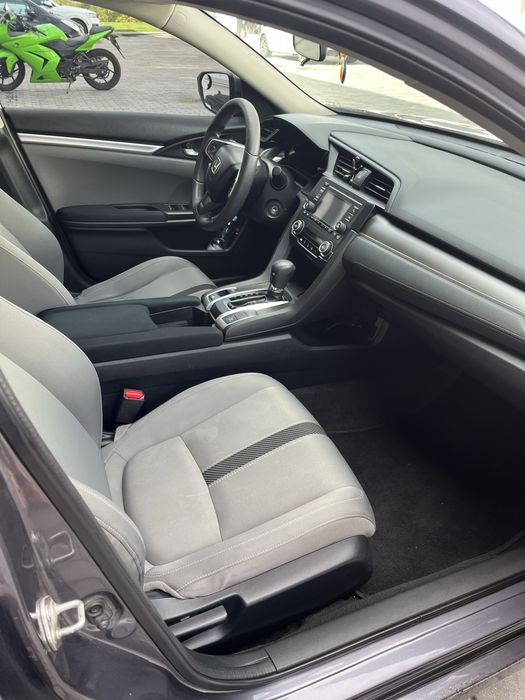 Продам Honda Civic 2017