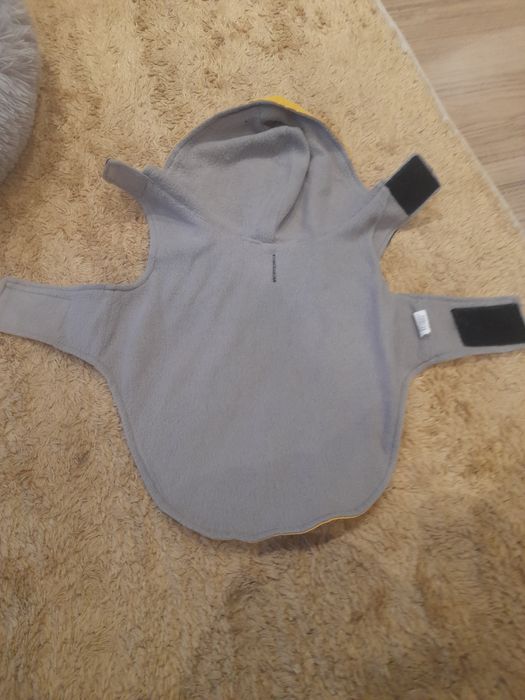 Casaco XL/ 35cm animal de estimação amarela e preto.