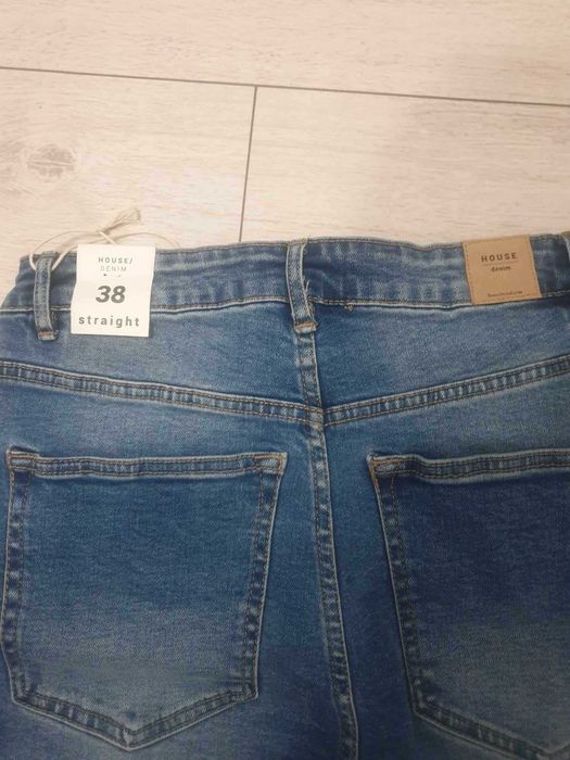 Jeansy damskie House