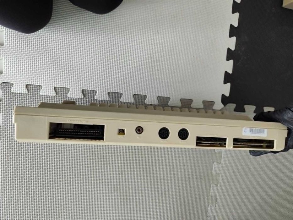 Commodore 64 czarny ekran