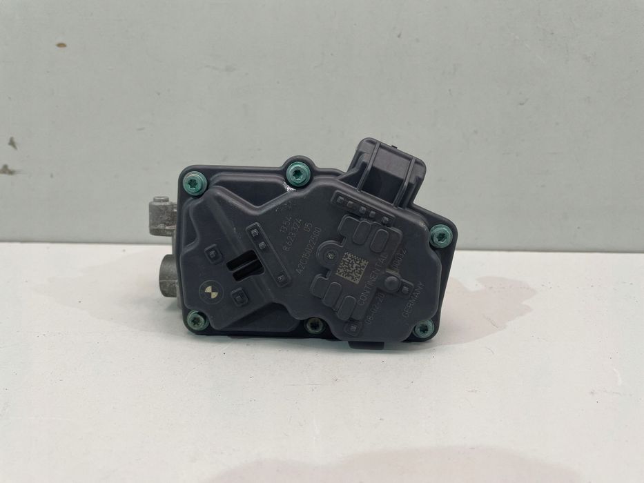 BMW G01 F30 G11 ДРОСЕЛЬНА ЗАСЛІНКА 8623324 / 2