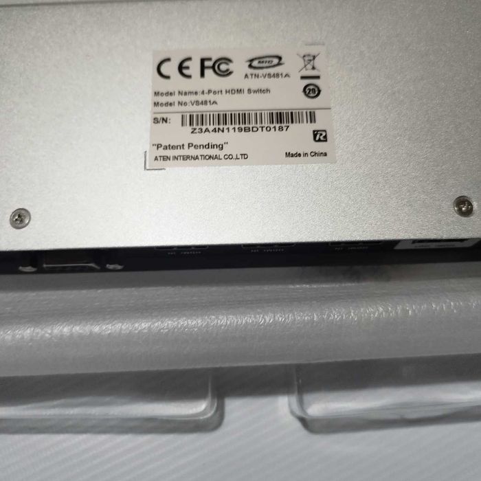 ATEN Switch 4 port HDMI  model  VS-481A full HD 1080p 1xRS232 do ster.