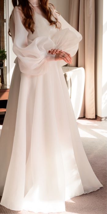 Свадебное платье S