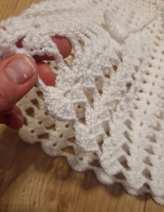 Spódniczka dziewczęca wełniana roz.116 nowa