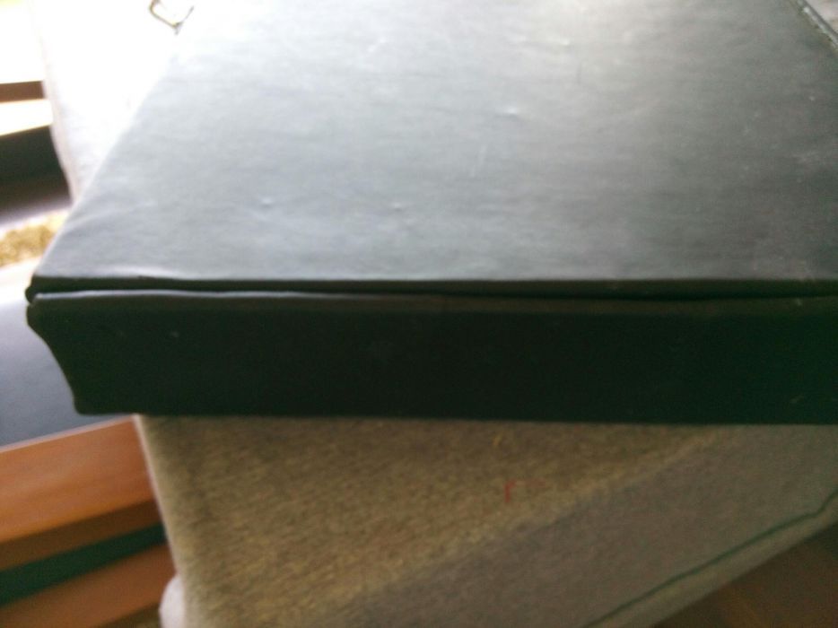 Caixa para arrumação com divisórias Exp. pinceis longos