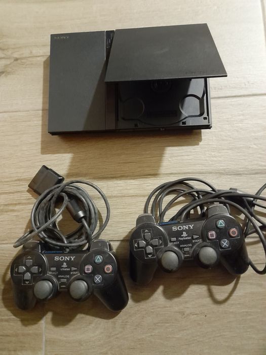 PlayStation 2 (PS2)