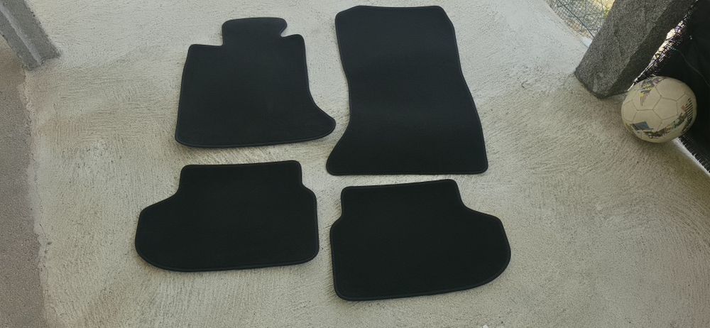 Tapetes veludo  bmw f10/11 em preto