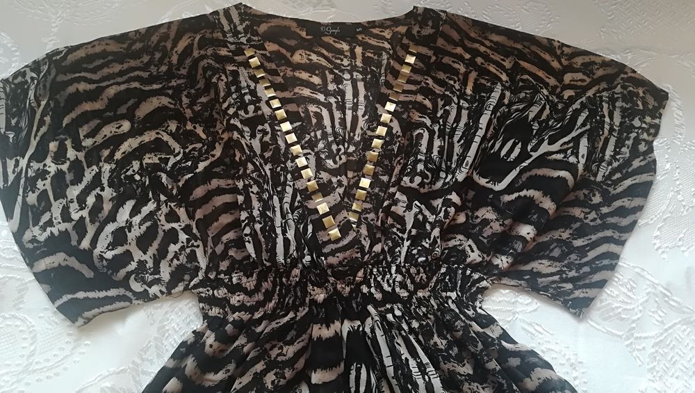 Túnica Nova D. Sample