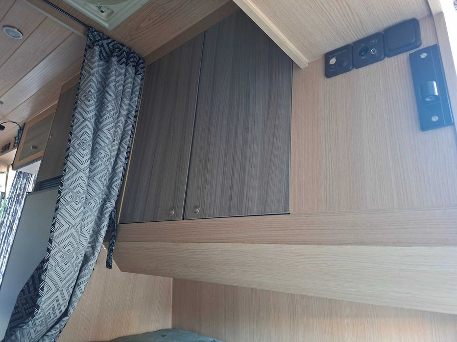 Autocaravana MercedesSprinter (campervan)