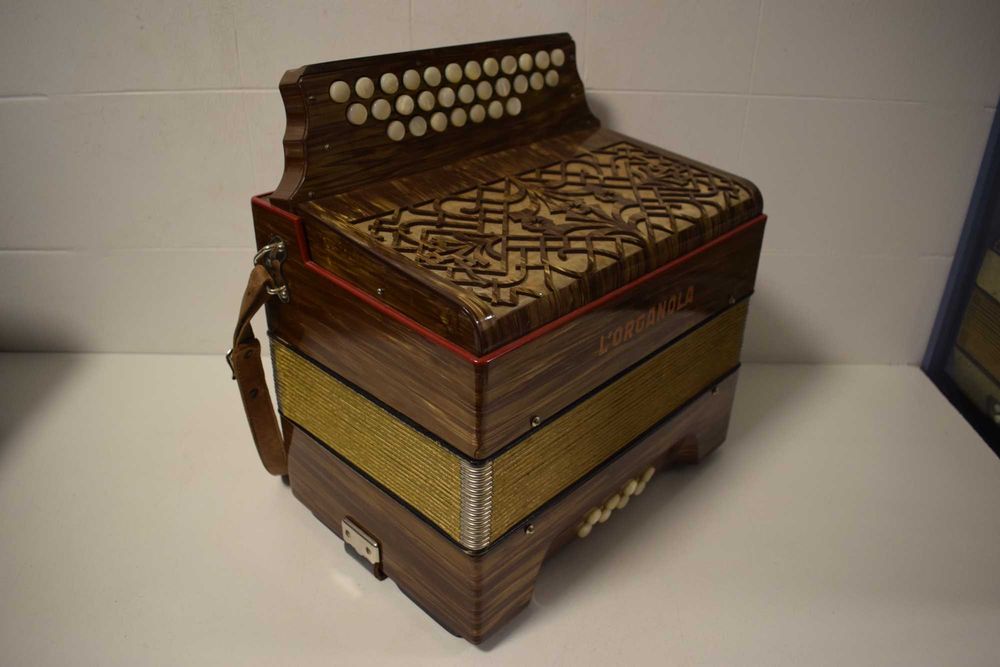 Concertina L. Organola 3 Voz Tonalidade La.  N 76