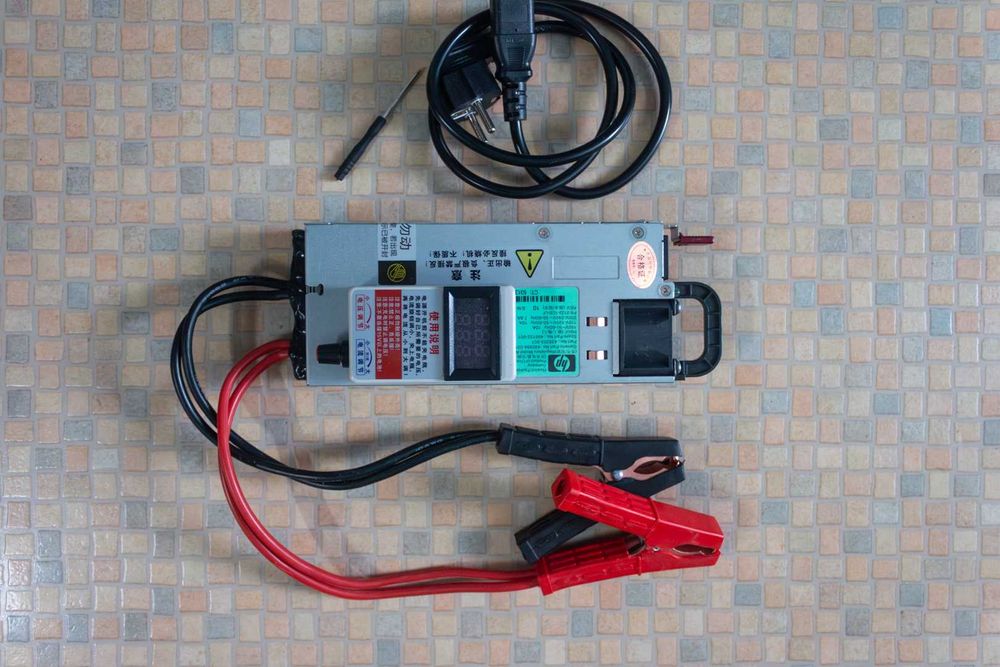 Зарядний пристрій зарядка для LifePO4 li-ion 3-15v 100a