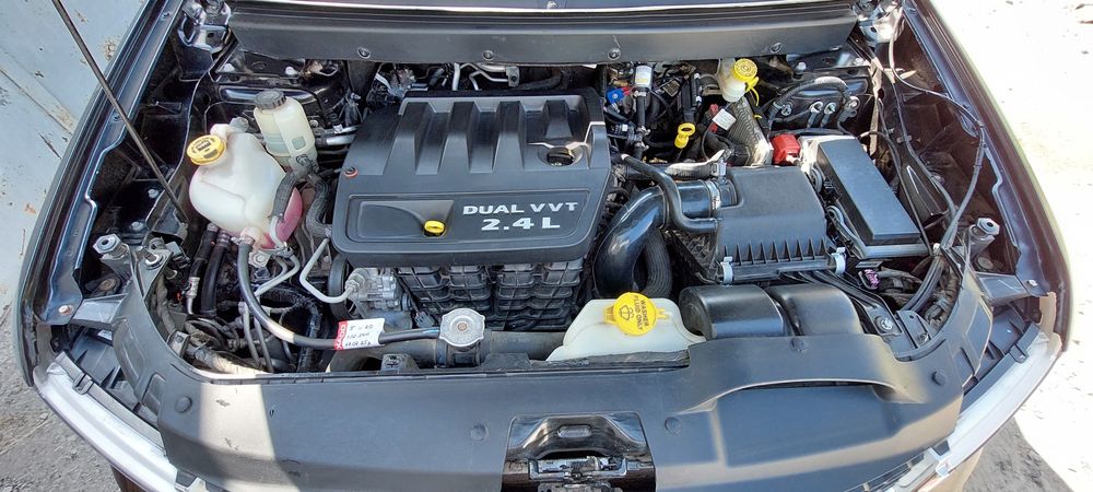 Продам Dodge Journey 2.4