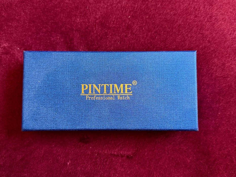 Nowoczesny zegarek Pintime
