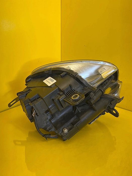 Lampa Lewa Mini Countryman R60 Xenon Nieskrętna