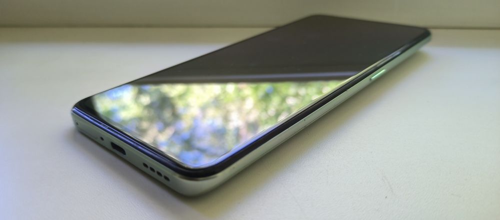 Продам Realme GT 2