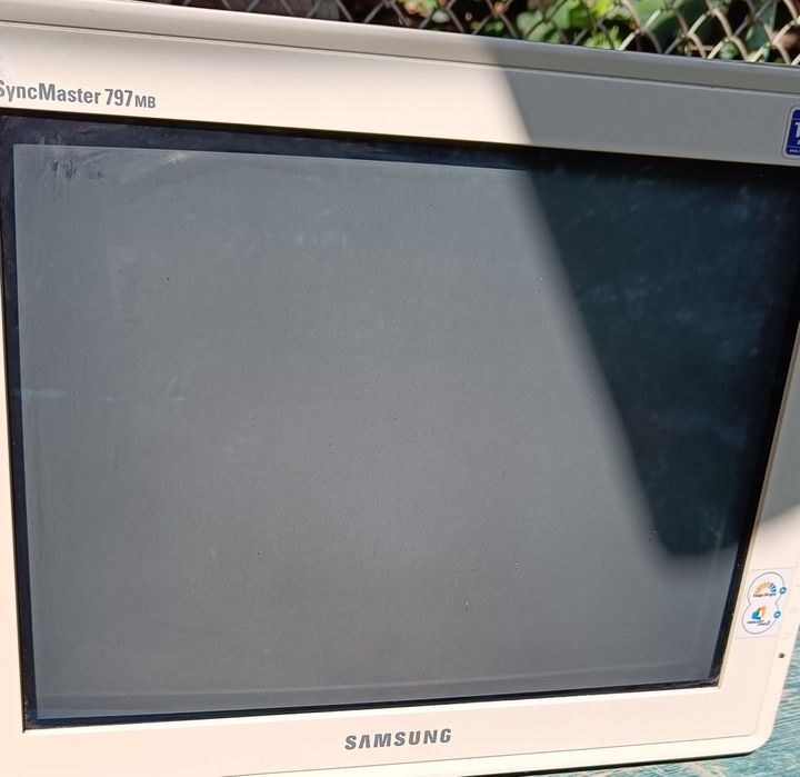 Монітор самсунг sync master 797mb