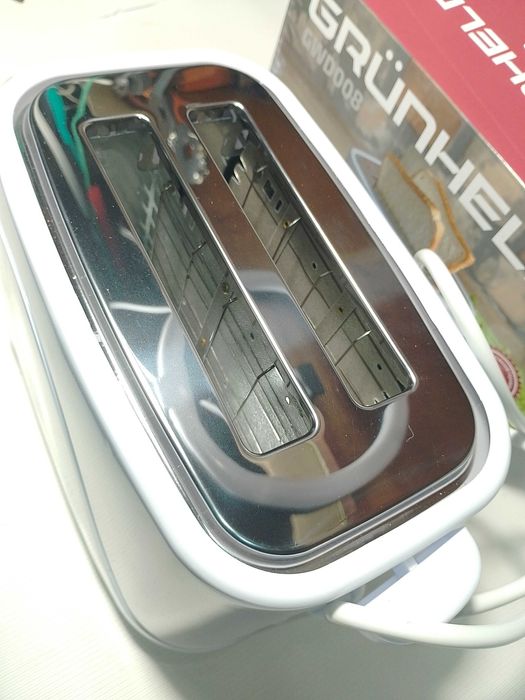 Тостер Grunhelm.