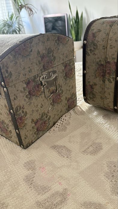 Baú vintage muito bonito