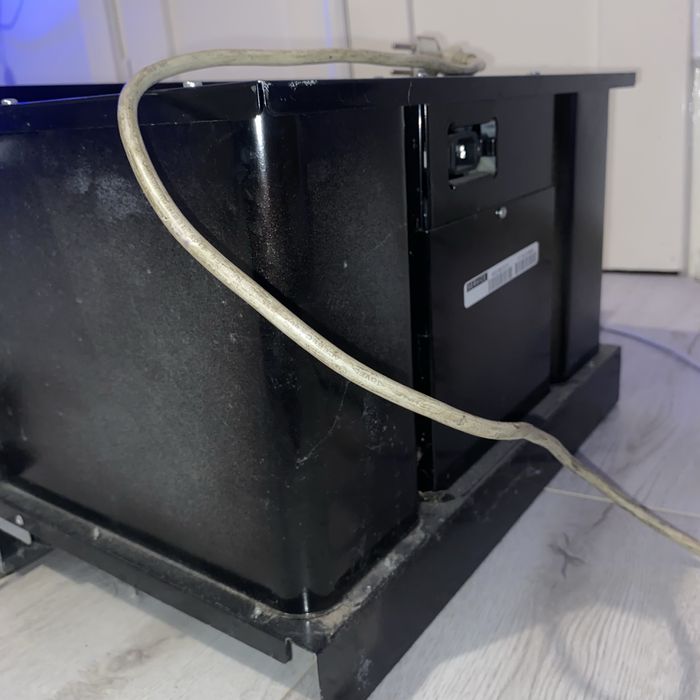 Whirpool ekspres pod zabudowe