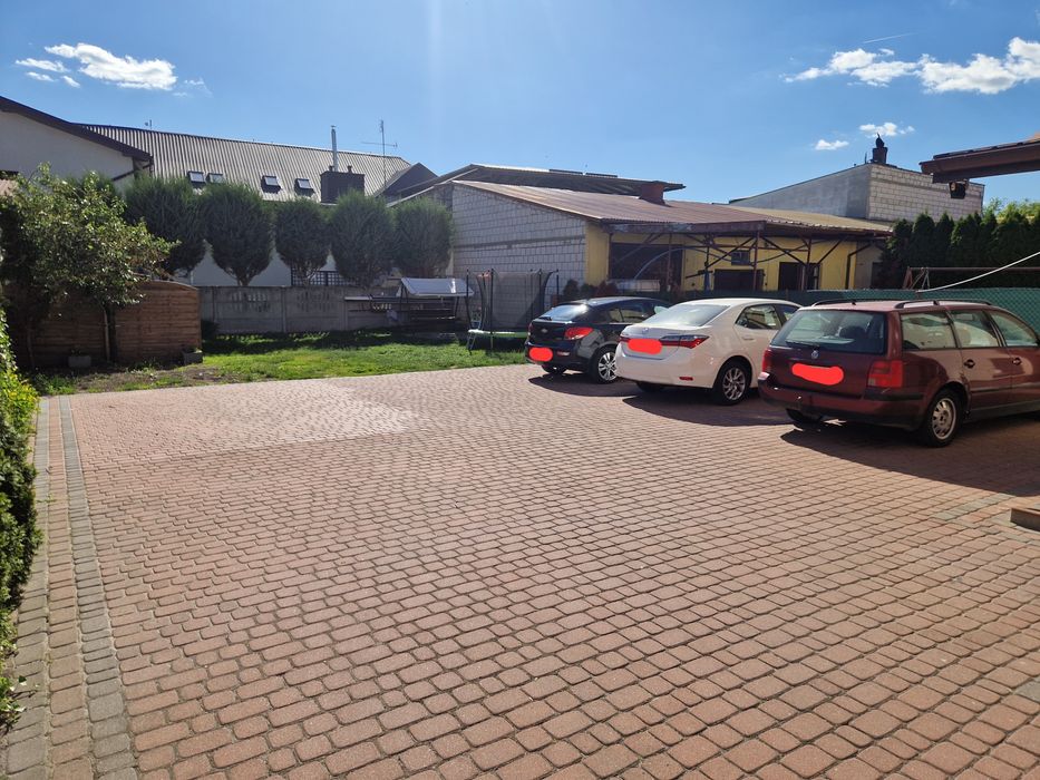 Bliźniak o powierzchni 232m²,  działka 469m²