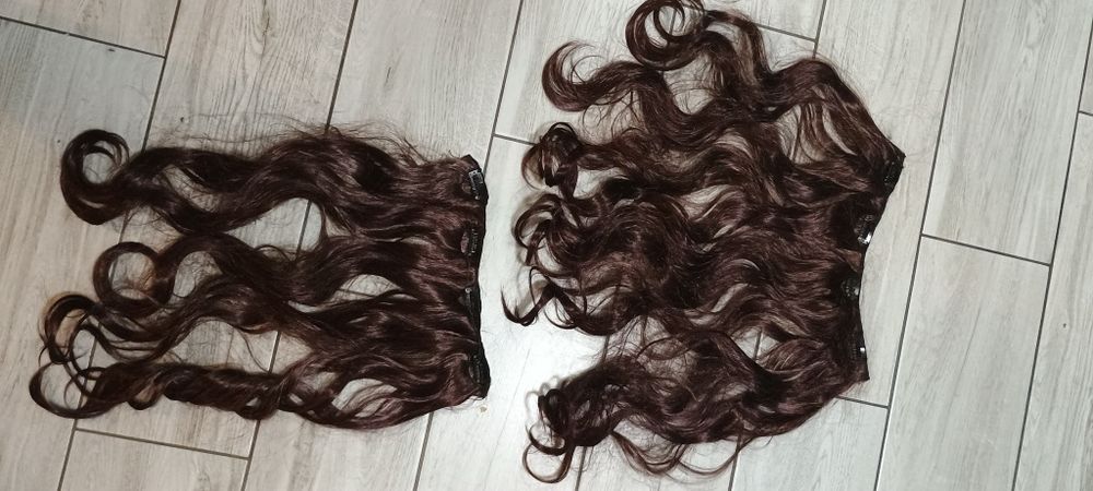 Przedłużki syntetyczne włosy doczepiane na zatrzaski