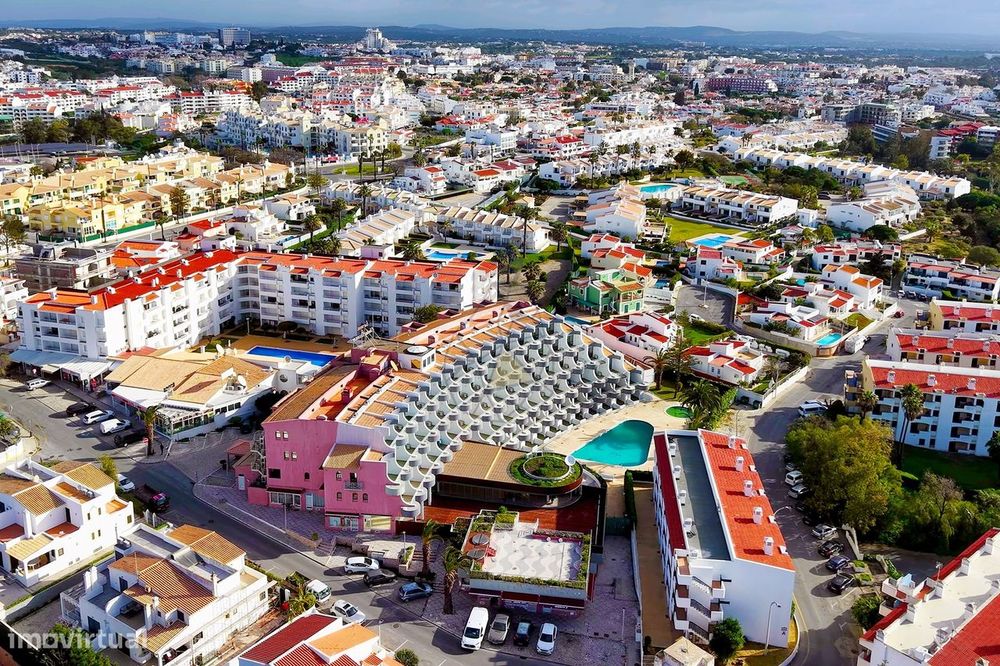Apartamento T0 Mobilado e Equipado em Albufeira