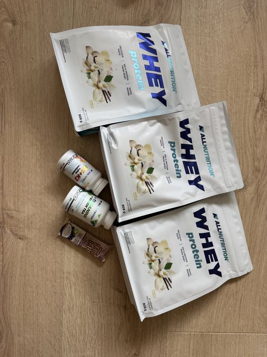 3x odzywka bialkowa whey protein + gratisy
