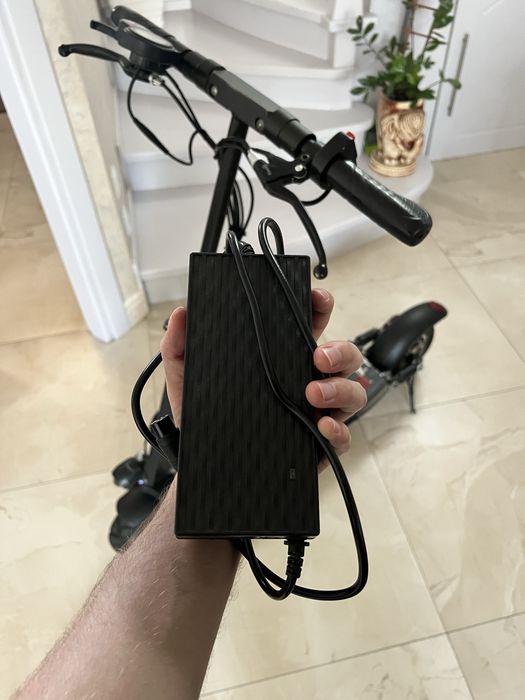 Електросамокат Kugoo M4 pro