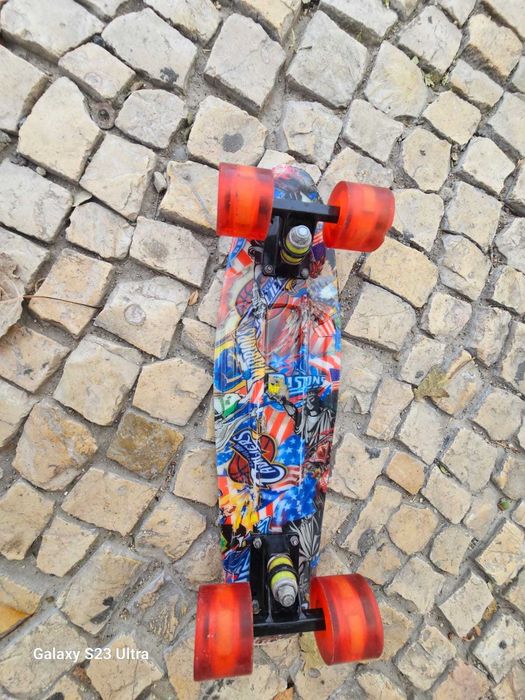 Skate.