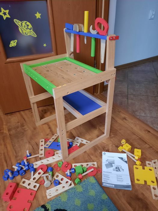 Stolik narzedziowy