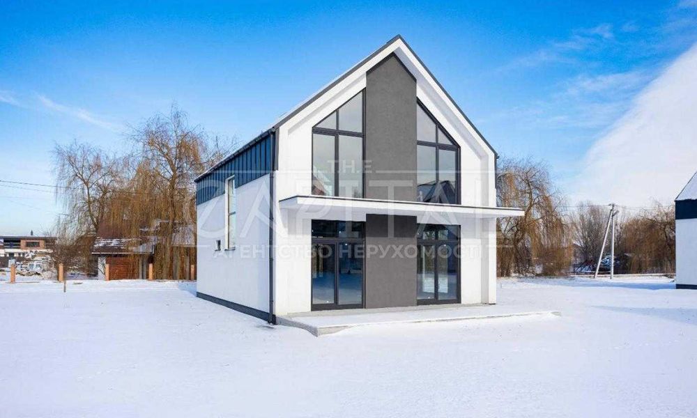 Продаж барнхаусу КМ Золоче 188 кв.м. без ремонту