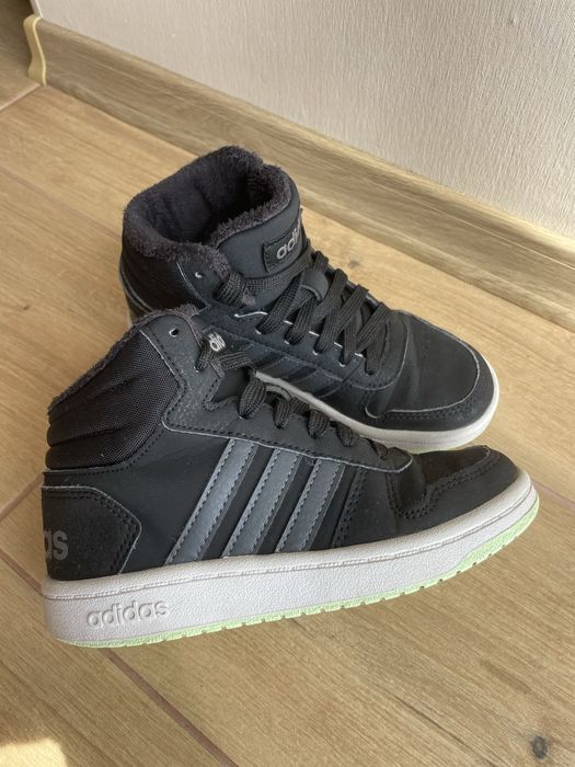 Хайтопи Adidas 30 р утеплені кросівки чорні дитячі на хлопчика адідас