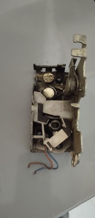 Замок дверей Віто 638