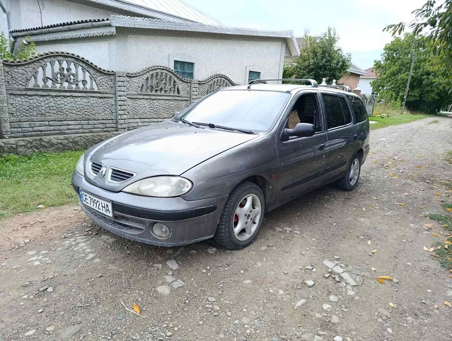 Продам Рено Меган 1999 1.4 бензін