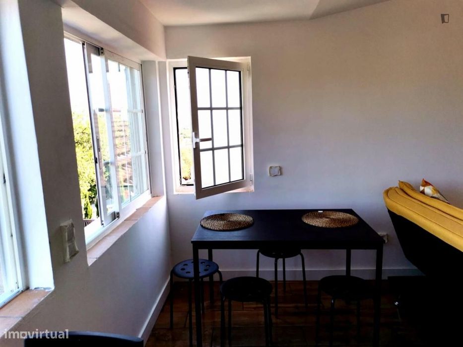Apartamento com 1 quartos - localizado em Faro