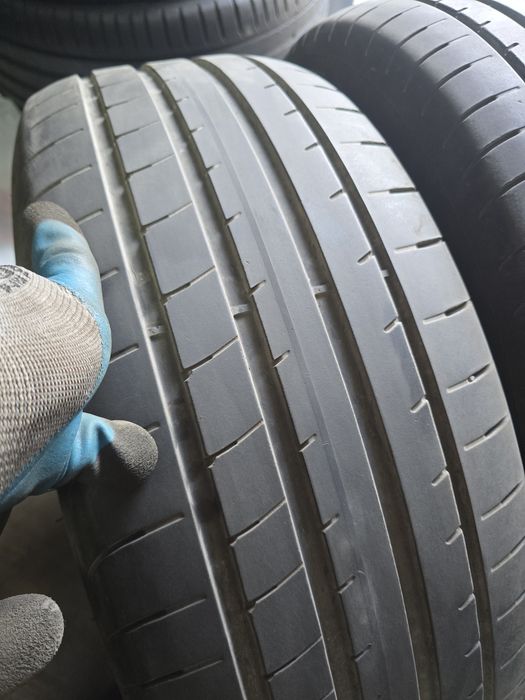 235/60R18 Goodyear Efficientgrip 2 SUV