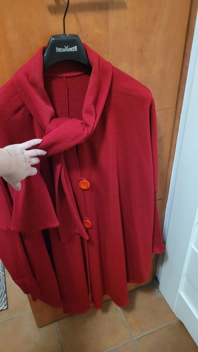 Czerwony kardigan / narzutka