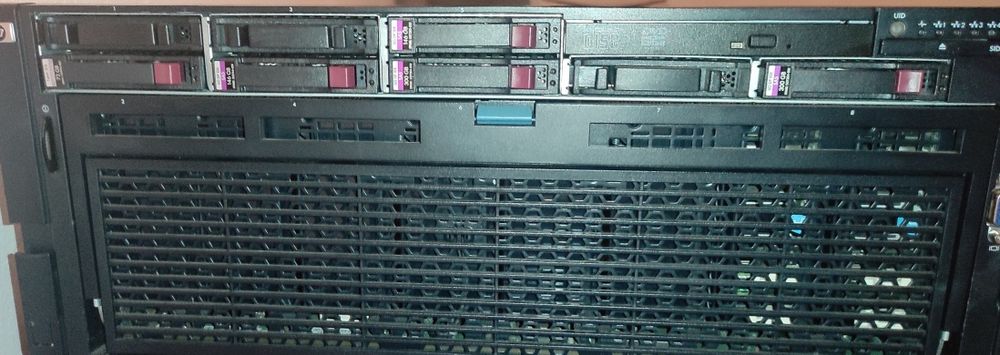 Serwer HP dl 580 G7 64GB RAM HDD 2x142GB 3x72GB