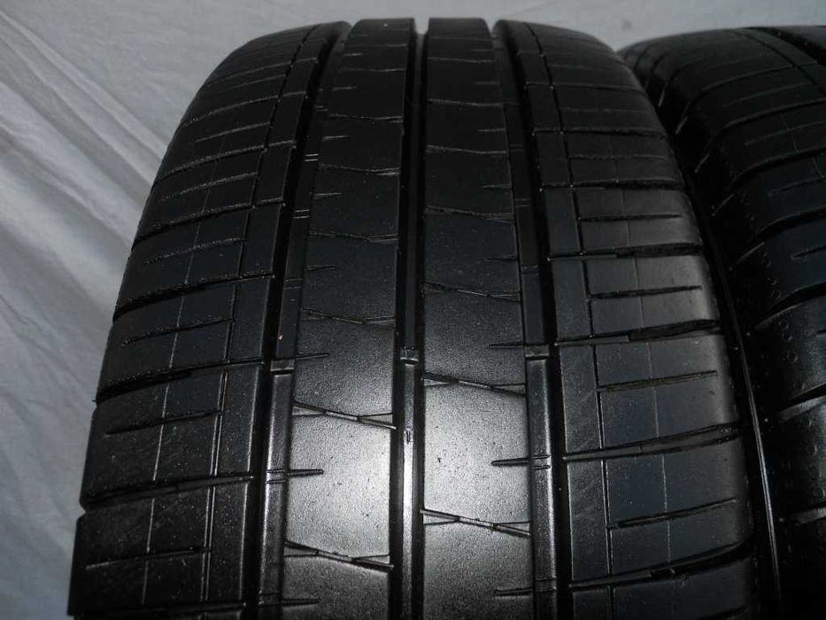 Opony letnie VREDESTEIN Comtrac 2 215/60 R16 C 103/101T (2x8,5mm)