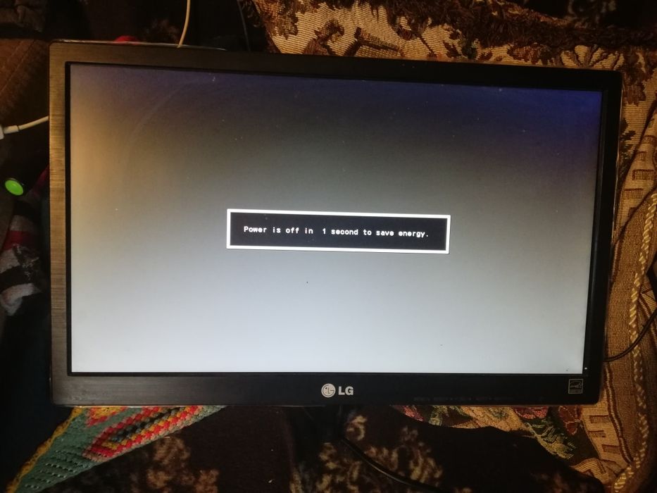 Monitor lg 19 cali