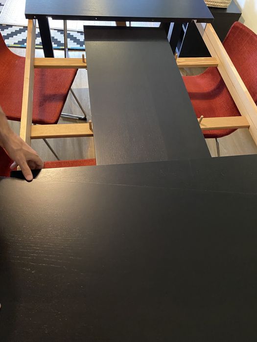 Mesa de refeiçao extensivel + cadeiras
