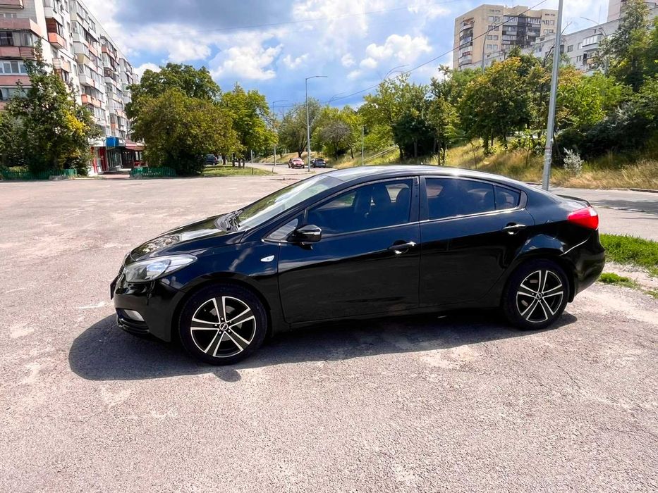 Продам Kia Cerato 2013 газ-бензин