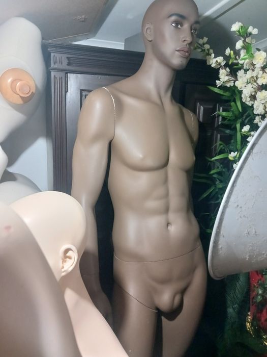 Manequins boa qualidade. Peniche