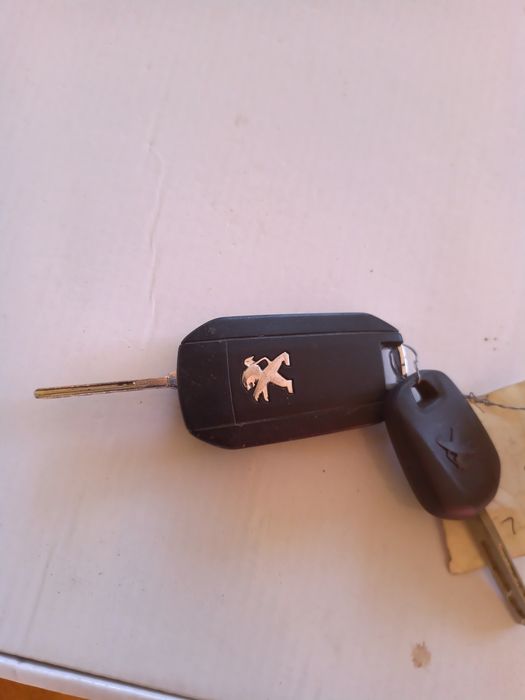 Peugeot 208 kluczyk elektronika