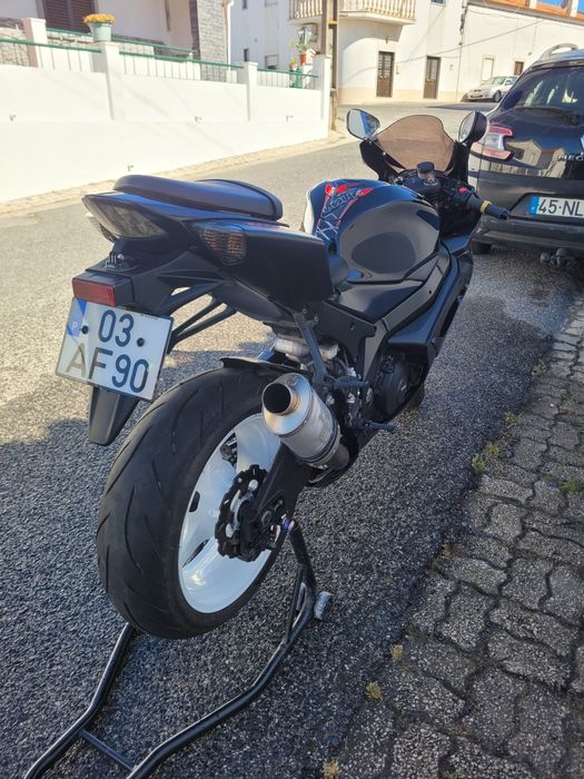 Suzuki gsxr 1000 k5