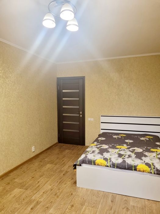 Большая квартира! Госпиталь!  ПОСУТОТОЧНО/ПОЧАС м. Холодная гора и ЖД