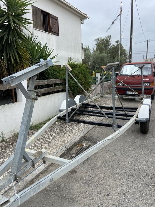 Atrelado barco Luis Figueiredo vela ou motor