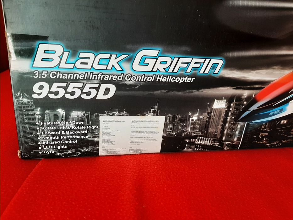 Remote-Controlled Helicopter64739765664387123