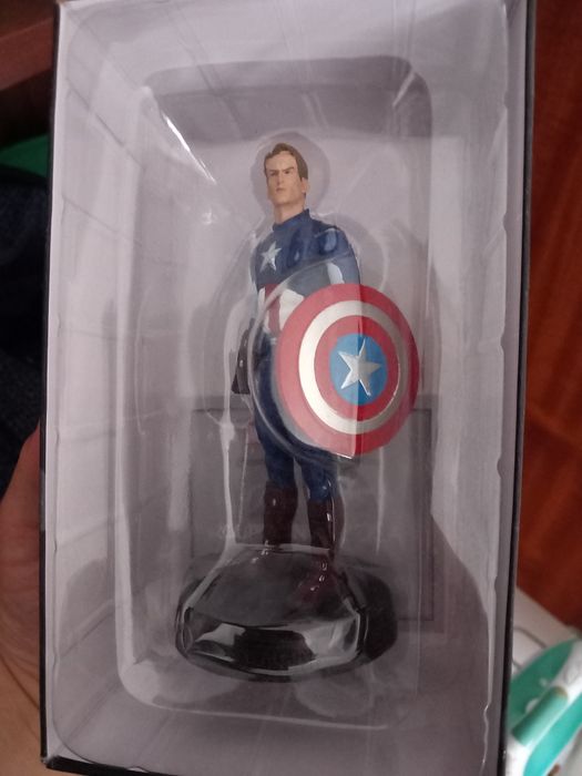 Marvel figuras pintadas a mao