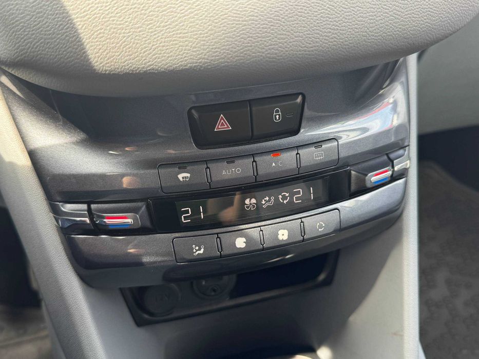 Peugeot 208 2013 VIN VF3CC9HJCDT158310 фото оголошення 20 з 24